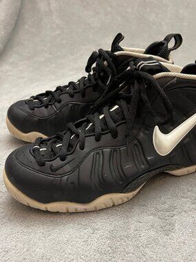 Nike Air Foamposite Pro Dr. Doom Shoes Black White Men’s Size 9